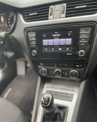 Skoda Octavia cena 37999 przebieg: 238000, rok produkcji 2015 z Świecie małe 529